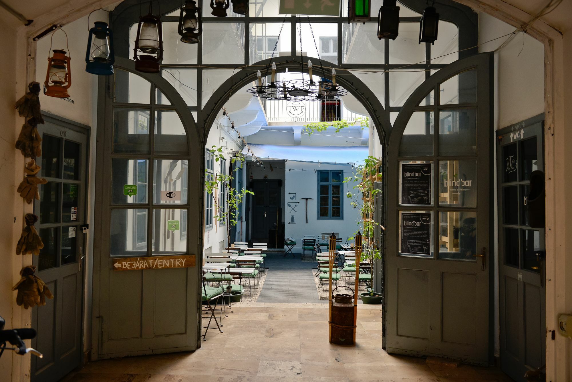 Lol Boutique Hostel City Center 布达佩斯 外观 照片